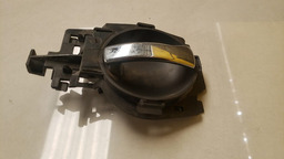 MAÇANETA INTERNA ESQUERDA CITROEN C3 2008 A 2013 (3)