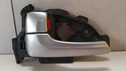 MAÇANETA INTERNA TRASEIRA ESQUERDA HYUNDAI IX35 2010
