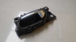 MAÇANETA INTERNA ESQUERDA CITROEN AIRCROSS 2013 A 2019 (2)