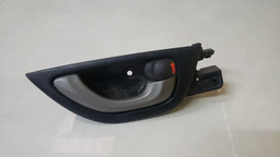 MAÇANETA INTERNA DIREITA HONDA NEW FIT 2010 A 2013 (3)