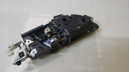 MAÇANETA INTERNA DIREITA HONDA CRV 2007 A 2011 (2)