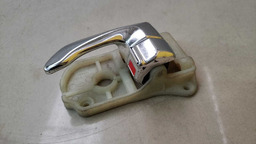 MAÇANETA INTERNA DIANTEIRA E. HYUNDAI AZERA 2008 A 2011 (4)