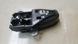 MAÇANETA INTERNA DIANTEIRA DIREITA TOYOTA RAV4 2007 A 2012