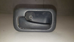 MAÇANETA INTERNA ESQUERDA HONDA CRV 1998 1999 2000 2001'