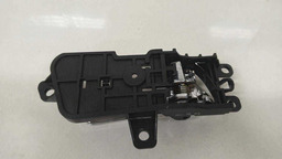 MAÇANETA INTERNA TRASEIRA ESQUERDA HYUNDAI SONATA 2010