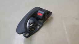 MAÇANETA INTERNA DIANTEIRA E. TOYOTA RAV4 2007 A 2012 (2)