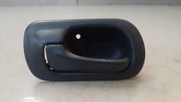 MAÇANETA INTERNA TRASEIRA ESQUERDA HONDA CIVIC 2000