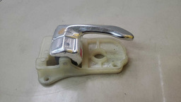 MAÇANETA INTERNA DIANTEIRA D. HYUNDAI AZERA 2008 A 2011 (2)