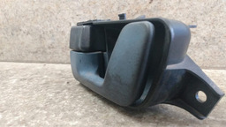 MAÇANETA INTERNA DIANTEIRA E MITSUBISHI PAJERO TR4 2005