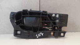 MAÇANETA INTERNA DIANTEIRA ESQUERDA PEUGEOT 207 2006 A 2009