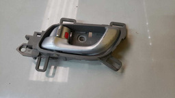 MAÇANETA INTERNA ESQUERDA HONDA NEW CIVIC 2012 A 2016 (2)