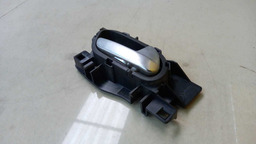 MAÇANETA INTERNA TRASEIRA DIREITA PEUGEOT 2008 2017 2018
