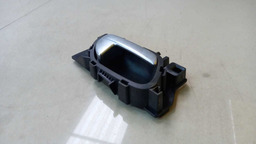 MAÇANETA INTERNA TRASEIRA DIREITA PEUGEOT 2008 2017 2018