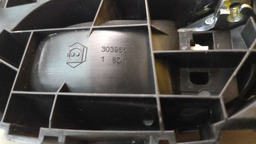 MAÇANETA INTERNA TRASEIRA DIREITA PEUGEOT 2008 2017 2018