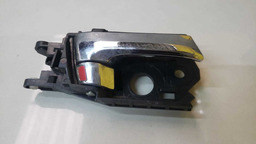 MAÇANETA INTERNA DIREITA HONDA CITY 2010 A 2015