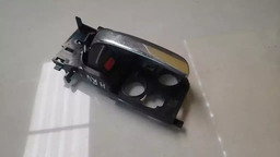 MAÇANETA INTERNA DIREITA HONDA HRV 2016 2017 2018 2019 2020