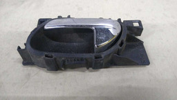 MAÇANETA INTERNA  TRASEIRA ESQUERDA CITROEN AIRCROSS 2010