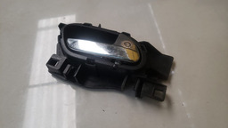 MAÇANETA INTERNA DIREITA CITROEN AIRCROSS 2013 A 2019 (2)