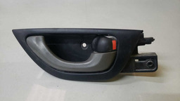 MAÇANETA INTERNA DIREITA HONDA NEW FIT 2010 A 2013 (2)