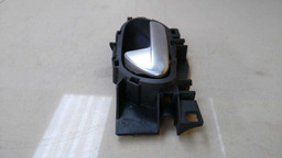 MAÇANETA INTERNA TRASEIRA ESQUERDA PEUGEOT 208 2017