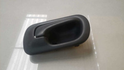 MAÇANETA INTERNA DIREITA HONDA CIVIC 1996 A 2000 (2)