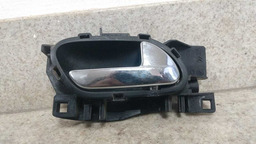 MAÇANETA INTERNA DIANTEIRA DIREITA PEUGEOT 3008 2008 A 2015