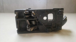 MAÇANETA INTERNA DIANTEIRA DIREITA GM S10 2012 A 2016