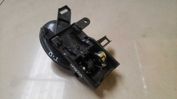 MAÇANETA INTERNA TRASEIRA DIREITA NISSAN VERSA 2012 A 2019