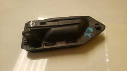 MAÇANETA INTERNA DIREITO CITROEN BERLINGO 1997 A 2002