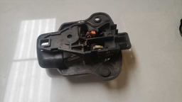 MAÇANETA INTERNA ESQUERDA MITSUBISHI L200 2009 A 2016 (2)