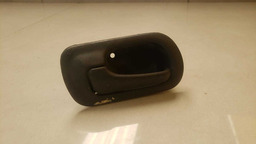 MAÇANETA INTERNA ESQUERDA HONDA CIVIC 1996 A 2000 (2)