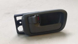 MAÇANETA INTERNA TRASEIRA ESQUERDO CHERY TIGGO 2010 A 2012 