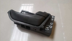 MAÇANETA INTERNA DIANTEIRA DIREITA GM S10 2012 A 2016 (3)