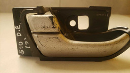 MAÇANETA INTERNA DIANTEIRA ESQUERDA GM S10 2012 A 2016 (2)