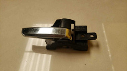 MAÇANETA INTERNA D. D. MITSUBISHI L200 TRITON 2019 2020