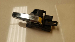 MAÇANETA INTERNA D. D. MITSUBISHI L200 TRITON 2019 2020