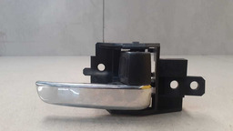 MAÇANETA INTERNA TRASEIRA DIREITA MITSUBISHI OUTLANDER 2015