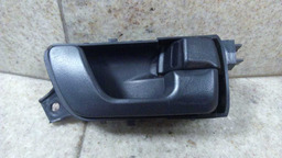 MAÇANETA INTERNA TRASEIRA D MITSUBISHI PAJERO TR4 2007-2015