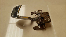 MAÇANETA INTERNA TRASEIRA DIREITA GM S10 1995 A 2009 (4)