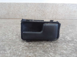 MAÇANETA INTERNA DIANTEIRA DIREITA FIAT UNO 2000 2001