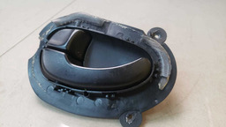 MAÇANETA INTERNA DIANTEIRA ESQUERDA PEUGEOT 406 1997 1998