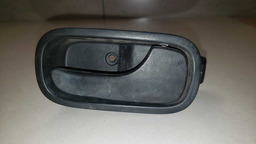 MAÇANETA INTERNA DIREITA FIAT MOBI 2015 A 2019 (2)