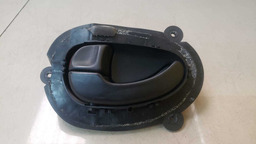 MAÇANETA INTERNA TRASEIRA ESQUERDA PEUGEOT 406 1997 1998