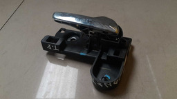 MAÇANETA INTERNA TRASEIRA DIREITA DODGE JOURNEY 2014 2015