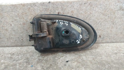 MAÇANETA INTERNA DIANTEIRA DIREITA IVECO DAILY 2018