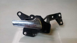 MAÇANETA INTERNA TRASEIRA DIREITA GM ZAFIRA 2003 A 2012 (4)