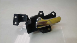 MAÇANETA INTERNA DIANTEIRA ESQUERDA GM ZAFIRA 2003 A 2012