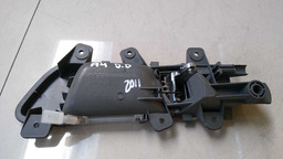 MAÇANETA INTERNA PORTA DIANTEIRA DIREITA AUDI A4 2011