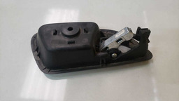 MAÇANETA INTERNA DIANTEIRA ESQUERDA GM CRUZE 2012 A 2016 (2)