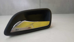 MAÇANETA INTERNA DIANTEIRA ESQUERDA GM CRUZE 2012 A 2016 (2)